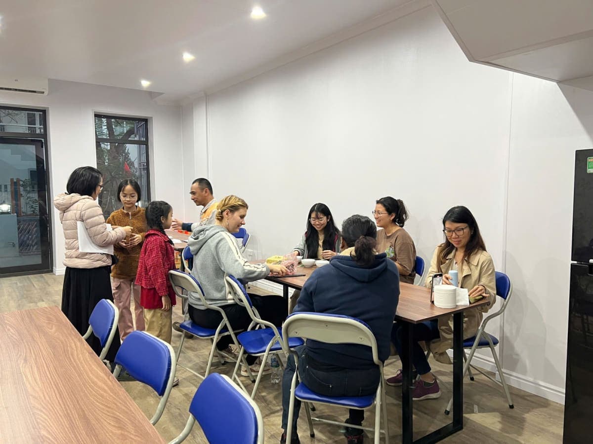 Practicing English with adults photo 2